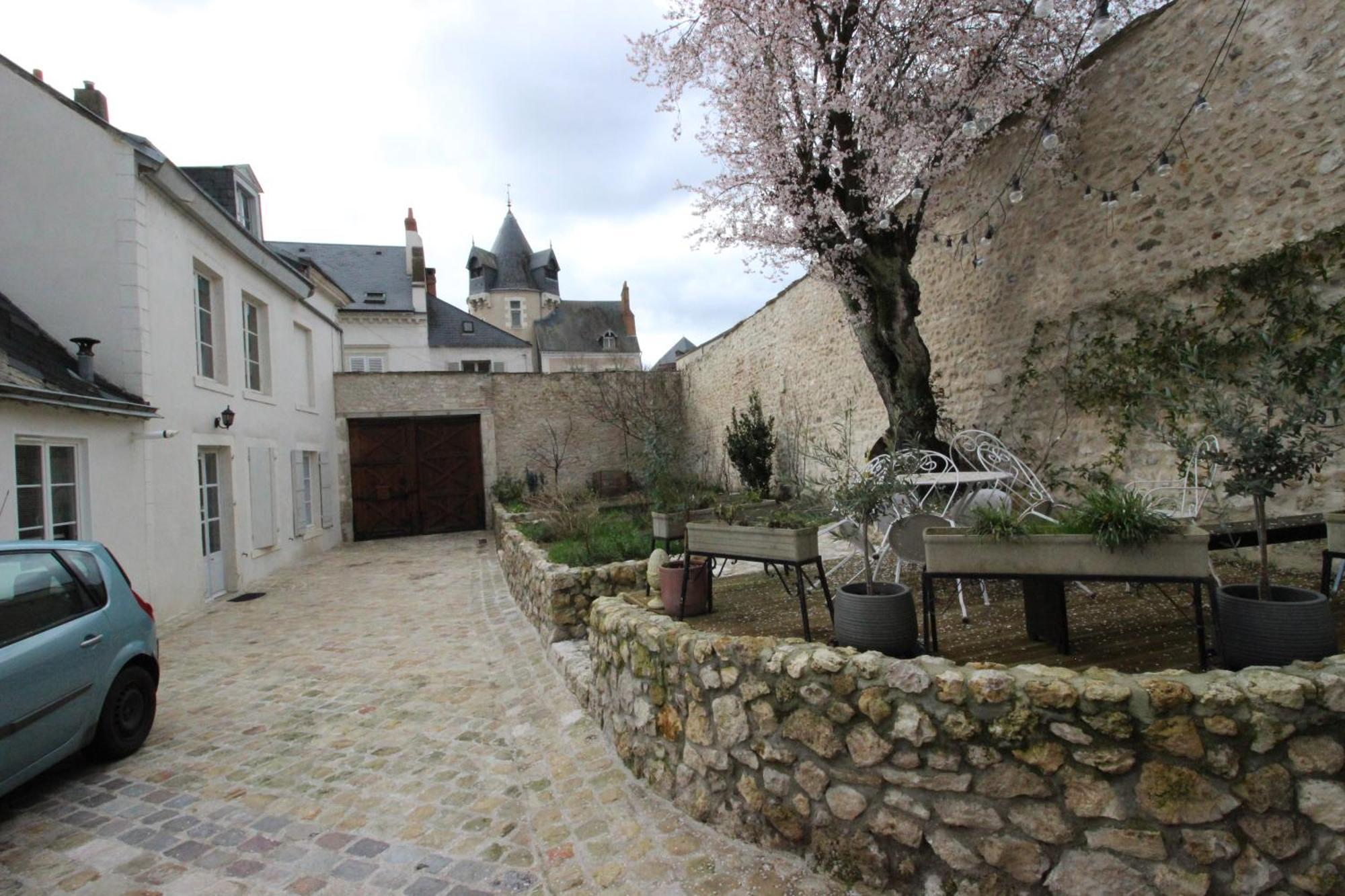 Domaine De Charme Au Coeur D'Orleans Classe 3 Etoiles - Bords De Loire - 21 Couchages Avec Parkings Prives Екстер'єр фото